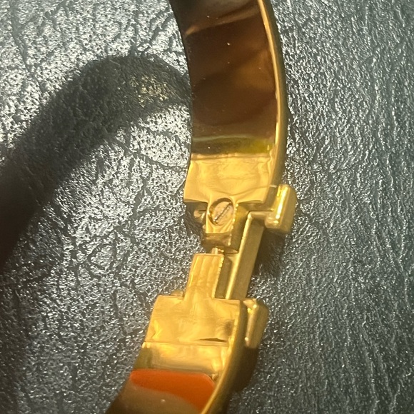 Gold and White Designer Bracelet - Picture 4 of 4